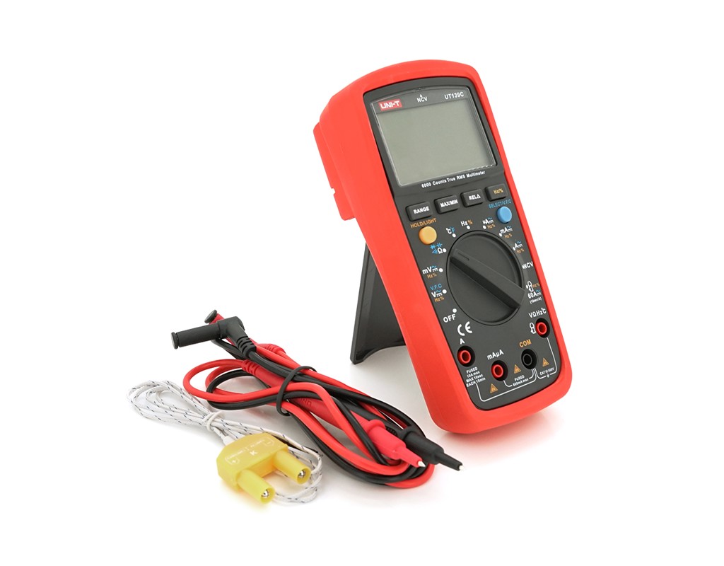 Мультиметр UNI-T UT139C Вимірювання: V (AC / DC), A (AC / DC), &Omega;, C, Hz, &deg;C / &deg;F. Функції: Data Hold, Auto Range, продзвонювання, тест діодів.